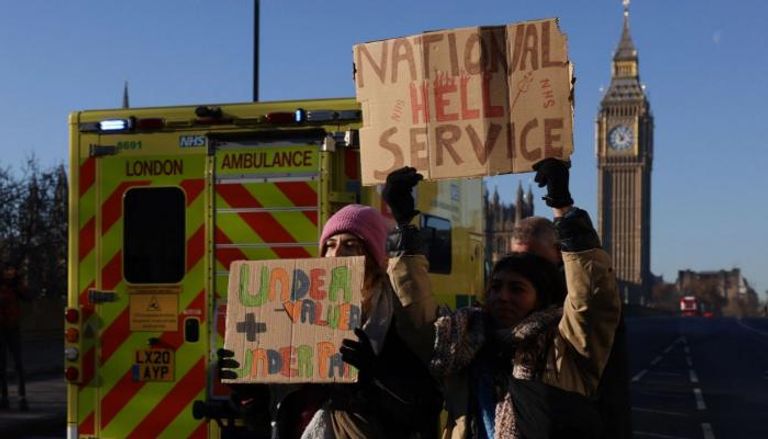 إضراب قطاع التمريض والإسعاف في بريطانيا