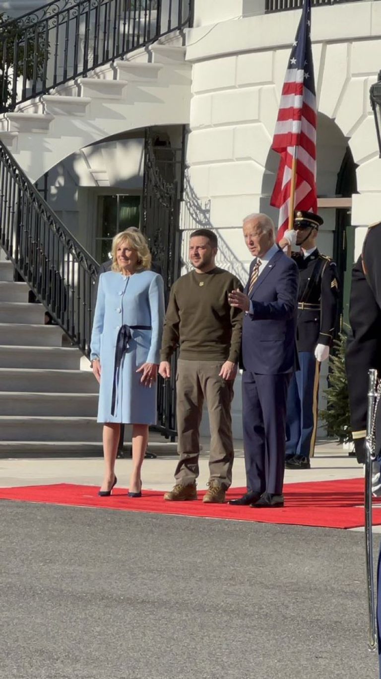 بايدن يستقبل زيلينسكي في البيت الأبيض