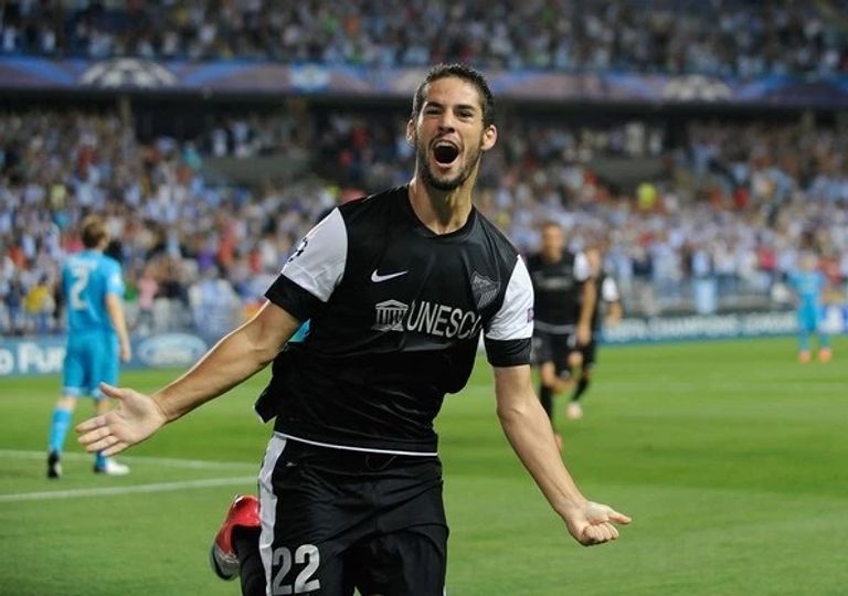 إيسكو بقميص مالاجا إيسكو في مواجهة ناديه السابق ريال مدريد