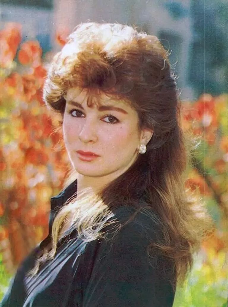 الفنانة نجلاء فتحي