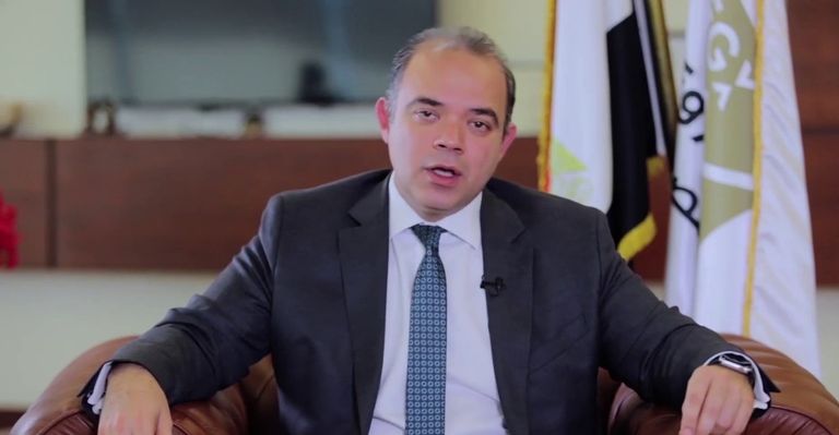 حسن عبدالله محافظ البنك المركزي