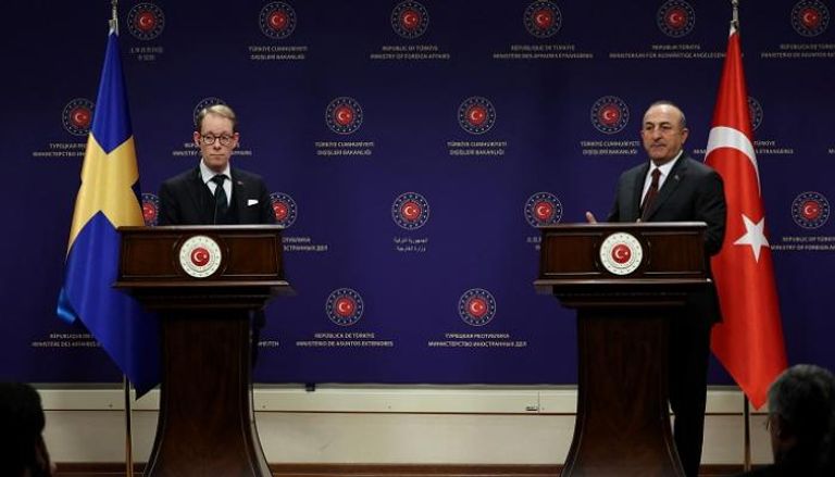 وزيرا خارجية تركيا والسويد خلال المؤتمر الصحفي