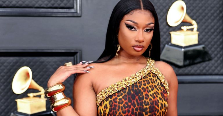 ميجن ذي ستاليون وتوري لينز