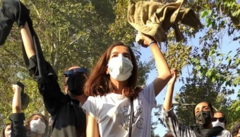 المظاهرات تتواصل في إيران للشهر الثالث على التوالي