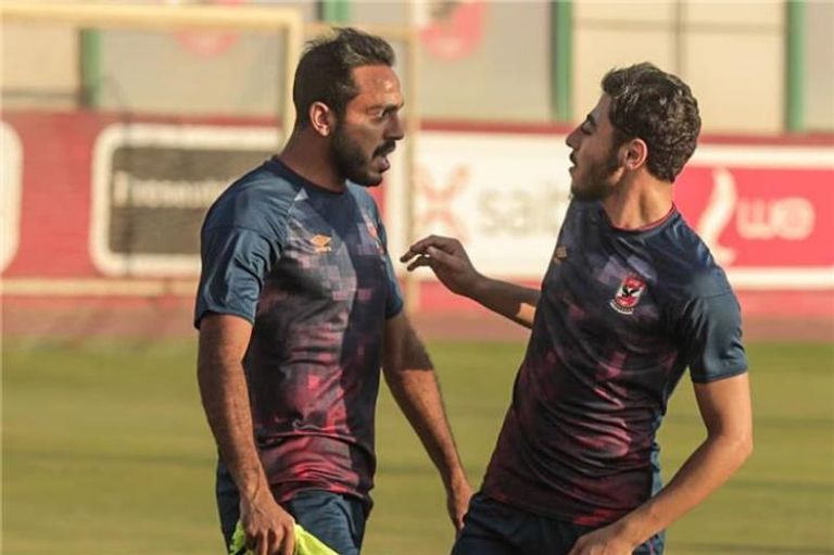 أكرم توفيق وكهربا أكرم توفيق