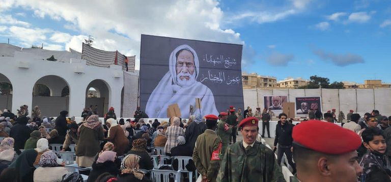 الليبيون يحتفلون بذكرى استقلال بلادهم المشير خليفة حفتر القائد العام للجيش الليبي