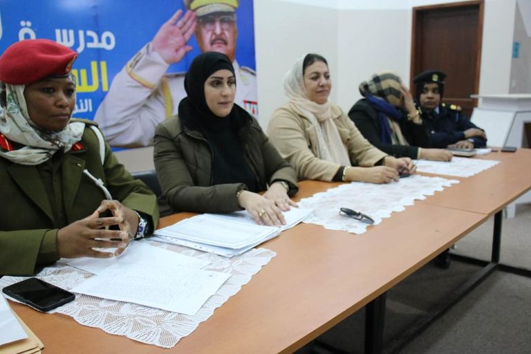 عائشة البرغثي مديرة شؤون المرأة في الجيش الليبي