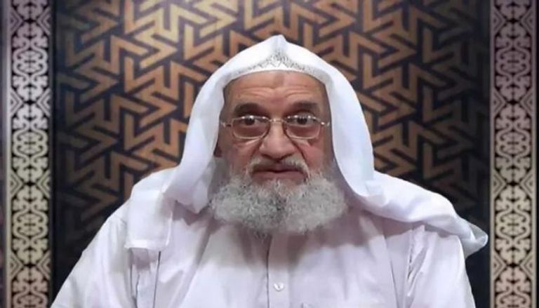 زعيم تنظيم القاعدة أيمن الظواهري الذي أعلنت أمريكا مقتله 