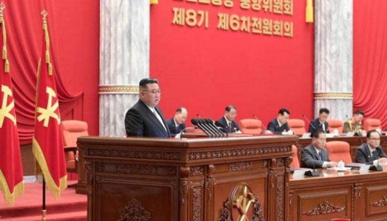 زعيم كوريا الشمالية خلال اجتماع سابق للحزب الحاكم