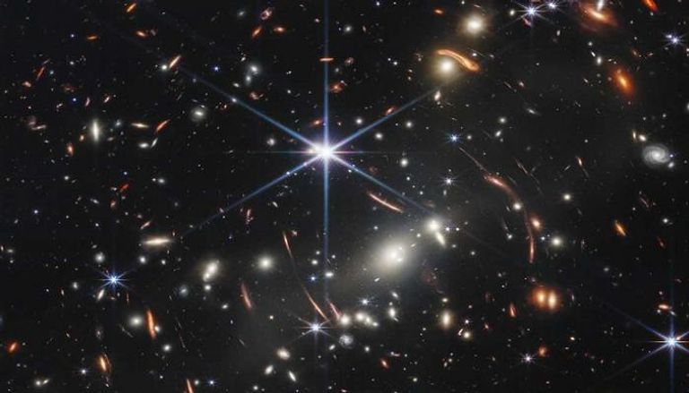 تلسكوب جيمس ويب العملاق