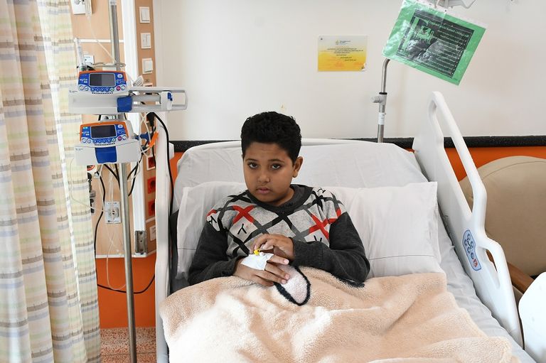 الطفل عادل أحمد داخل مستشفى 57357