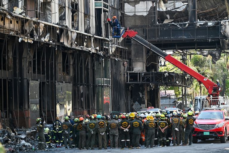 جانب من آثار الحريق