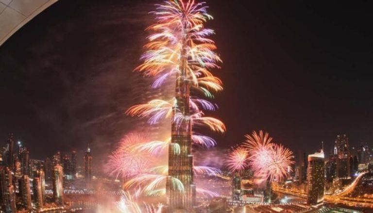 الألعاب النارية ببرج خليفة احتفالًا برأس السنة - أرشيفية