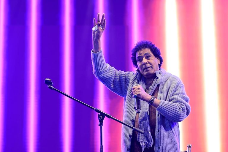 المطرب المصري محمد منير