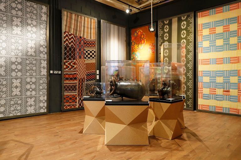 "إكسبو دبي" يبرز سحر الحرف اليدوية في باراجواي