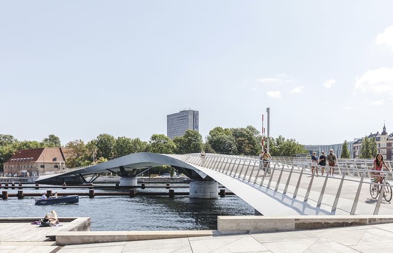 جسر LILLE LANGEBRO جسر LILLE LANGEBRO