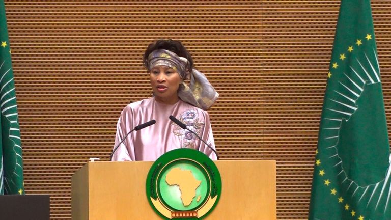 رئيسة المجلس التنفيذي للاتحاد الأفريقي خلال كلمتها