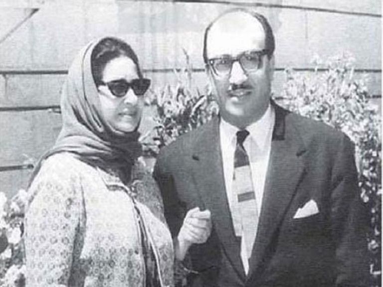 كوكب الشرق "أم كلثوم"