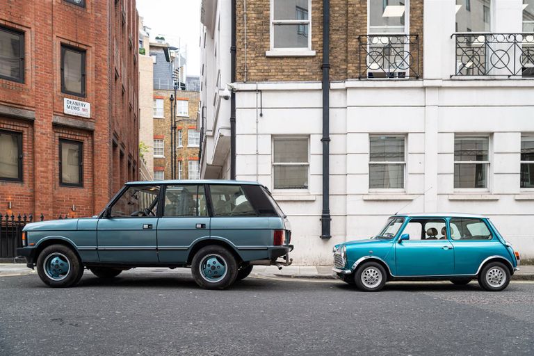 السيارة ميني الكلاسيكية