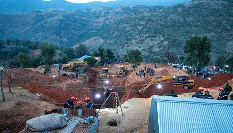 عمليات الحفر الموازية للبئر العالق فيه الطفل ريان