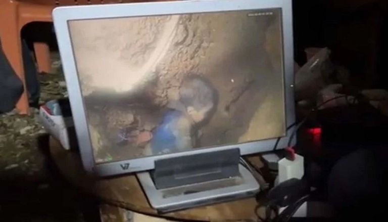 عمليات الحفر الموازية للبئر العالق فيه الطفل ريان