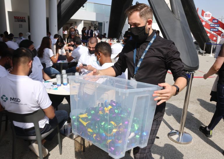 أكبر عدد من شرائط التوعية يتم تصنيعها في ساعة واحدة