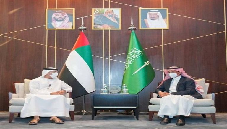 الإمارات والسعودية تبحثان التعاون السياحي