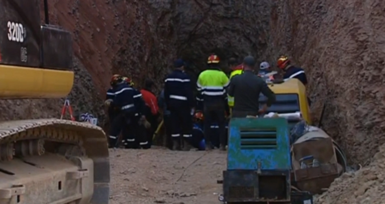 لحظة خروج الطفل ريان من البئر