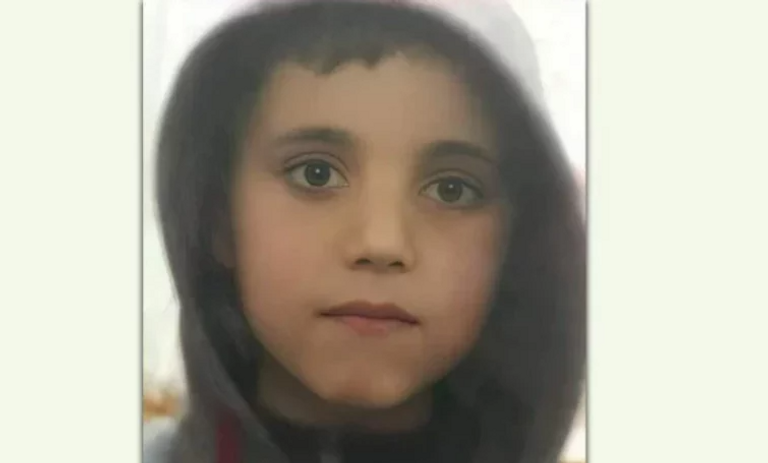 الطفل فواز القطيفان وشقيقتاه