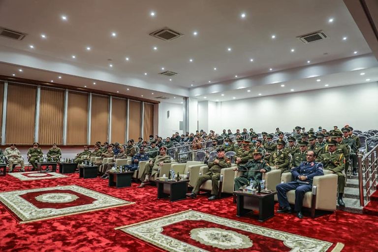 الجيش الليبي يخرج دفعة جديدة من ضباط المدفعية تخير دفعة جديدة من ضباط المدفعية بالجيش اللليبي