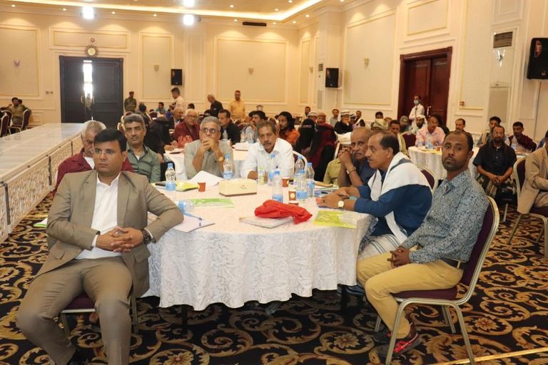 دعوة يمنية للمنظمات الدولية للعمل من عدن