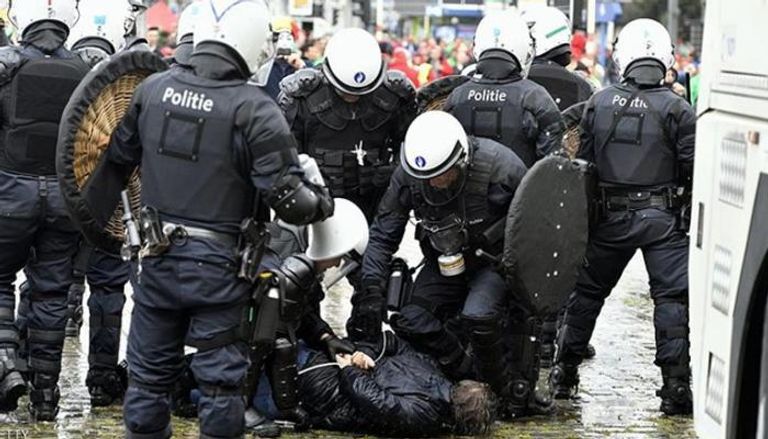 عناصر من الشرطة في بلجيكا