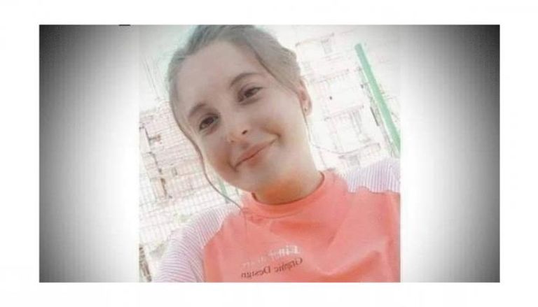 الشابة الجزائرية شيماء جزائري يقتل زوجته بشماعة ملابس