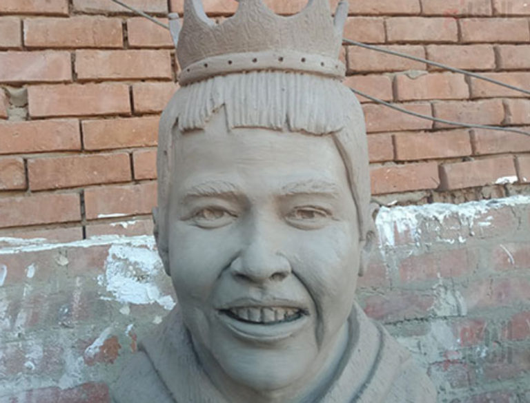 تمثال الطفل ريان