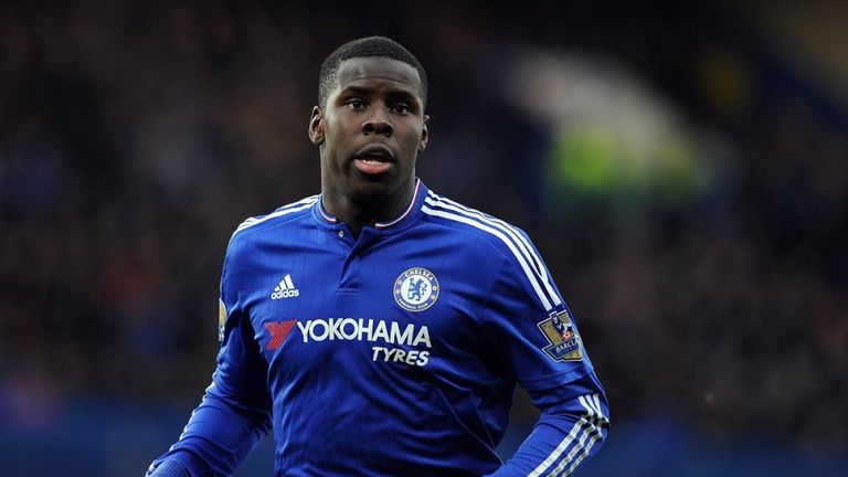 كورت زوما بقميص تشيلسي