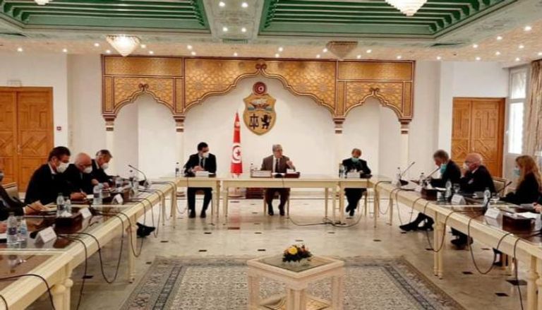 جانب من لقاء وزير الخارجية التونسي والسفراء