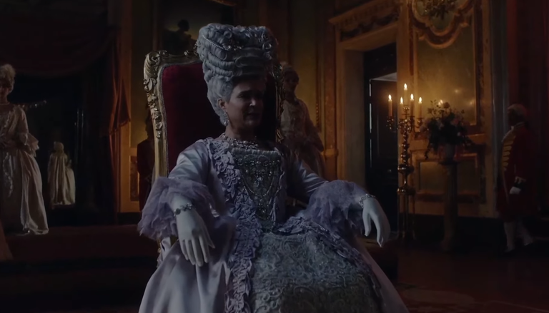 جانب من العرض غير التقليدي لهاتف سامسونج الجديد جانب من العرض غير التقليدي لهاتف سامسونج الجديد