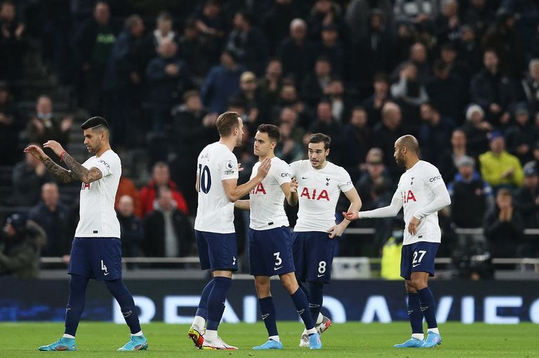 توتنهام ضد ساوثهامبتون مانشستر سيتي ضد برينتفورد