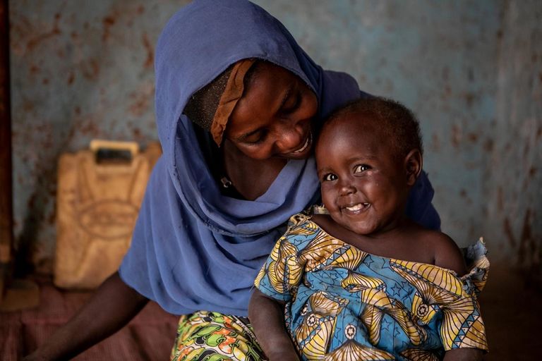 سيدة مصابة بمرض الإيدز