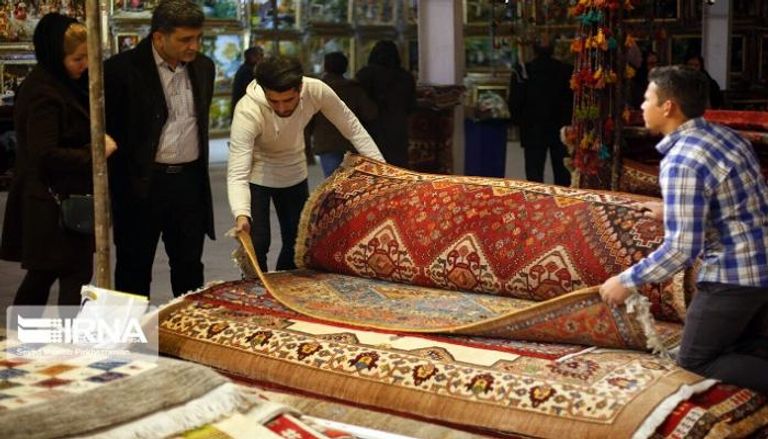 أفغانستان تزيح إيران من عرش صادرات السجاد