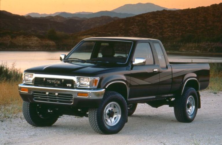 شاحنة Toyota Truck Xtracab SR5 شاحنة Dodge B Series