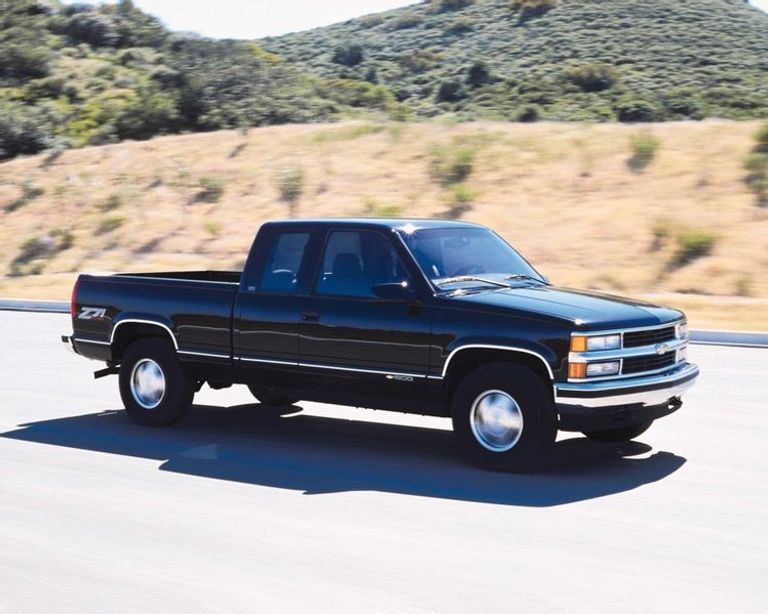 شاحنة Chevrolet Silverado 1500 شاحنة Dodge B Series