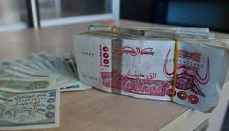 سعر اليورو والدولار في الجزائر اليوم