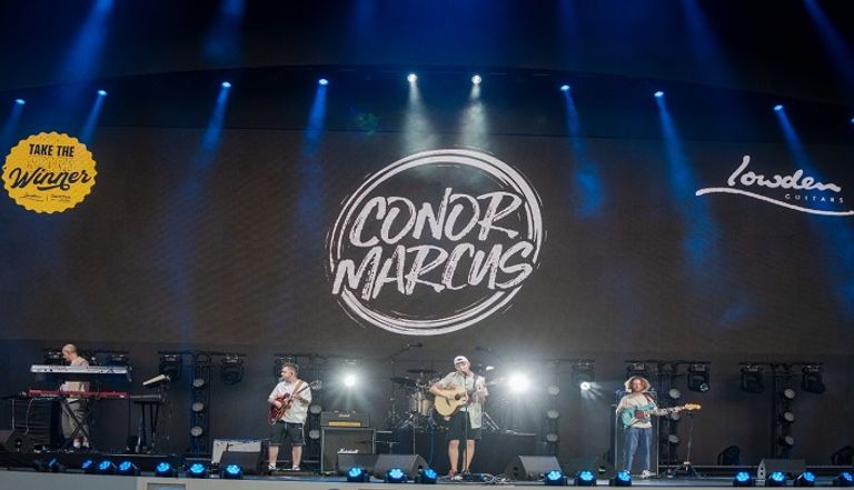 جانب من الحفل الموسيقي على منصة اليوبيل