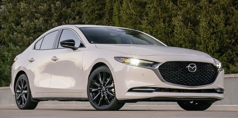 طراز Mazda 3 طراز Hyundai Accent