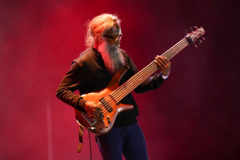 جانب من عرض الفرقة الهندية في إكسبو دبي