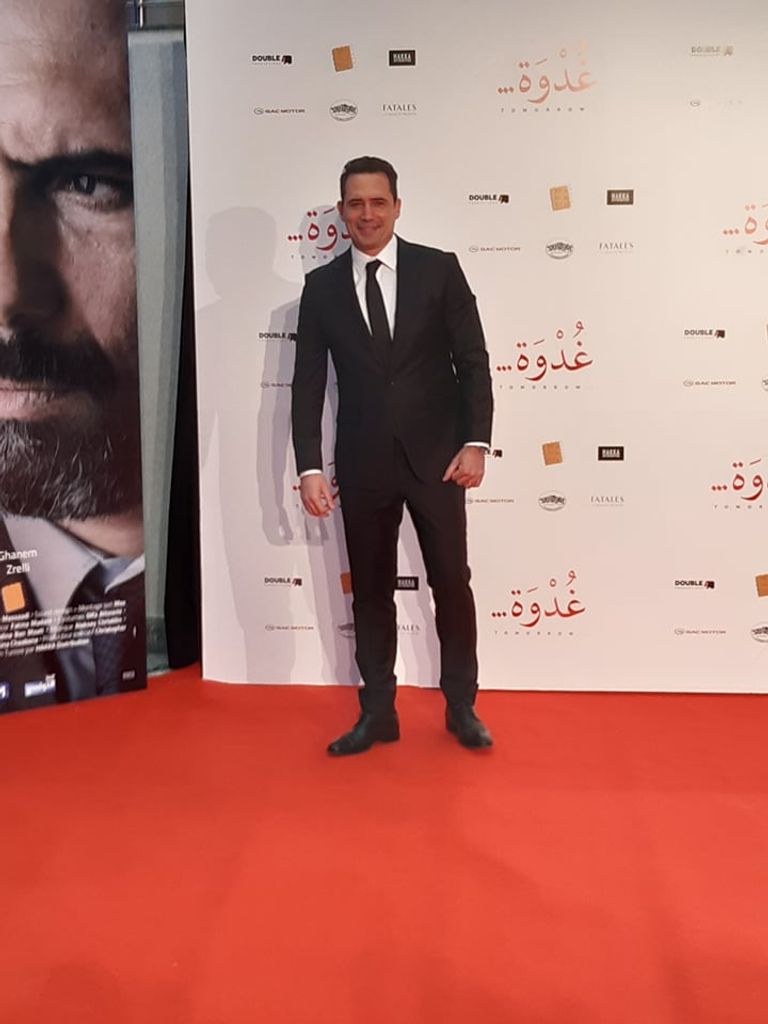 ظافر العابدين وزوجته وابنته خلال عرض غدوة