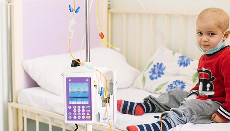 السرطان يهاجم أكثر من 400000 ألف طفل ومراهق سنويا