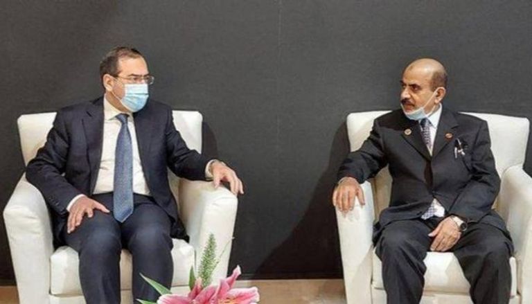 وزير البترول والثروة المعدنية المصري يلتقي رئيس شركة دراجون أويل الإماراتية