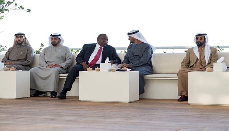 الشيخ محمد بن زايد آل نهيان ورئيس كينيا